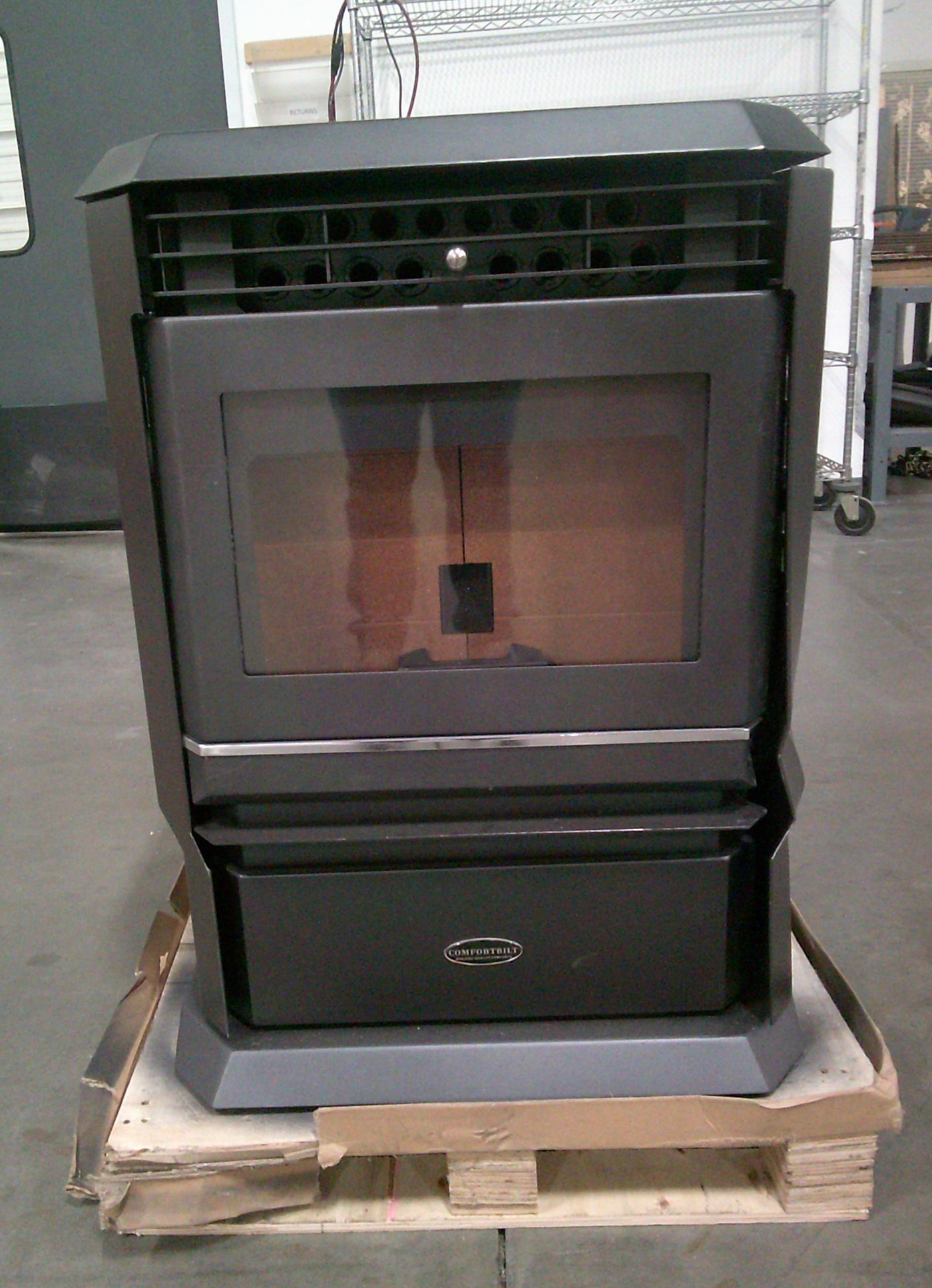 Scratch/Dent HP61 Black Pellet Stove - SD9432