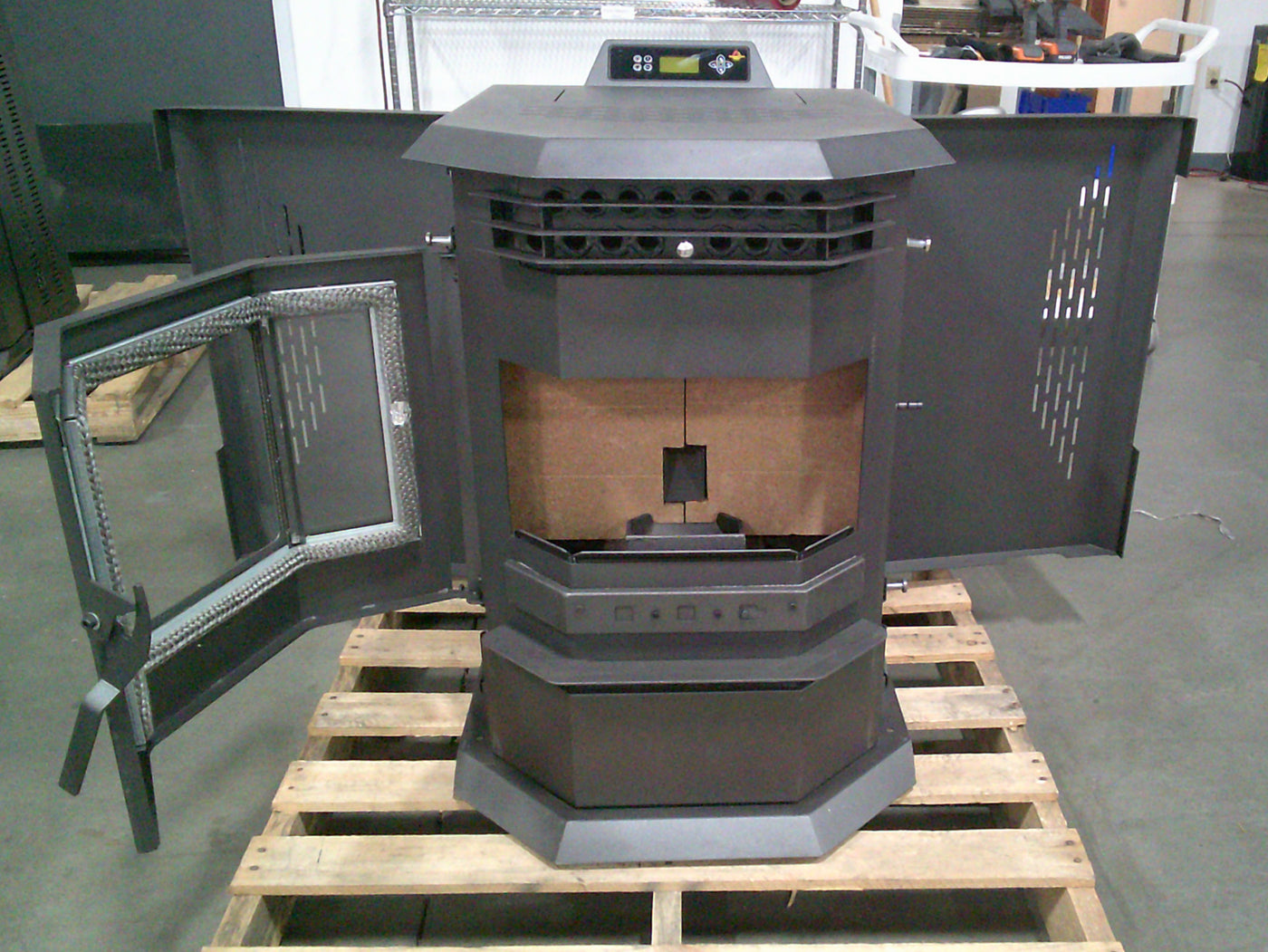 Scratch/Dent HP22 Black Pellet Stove - SD9802