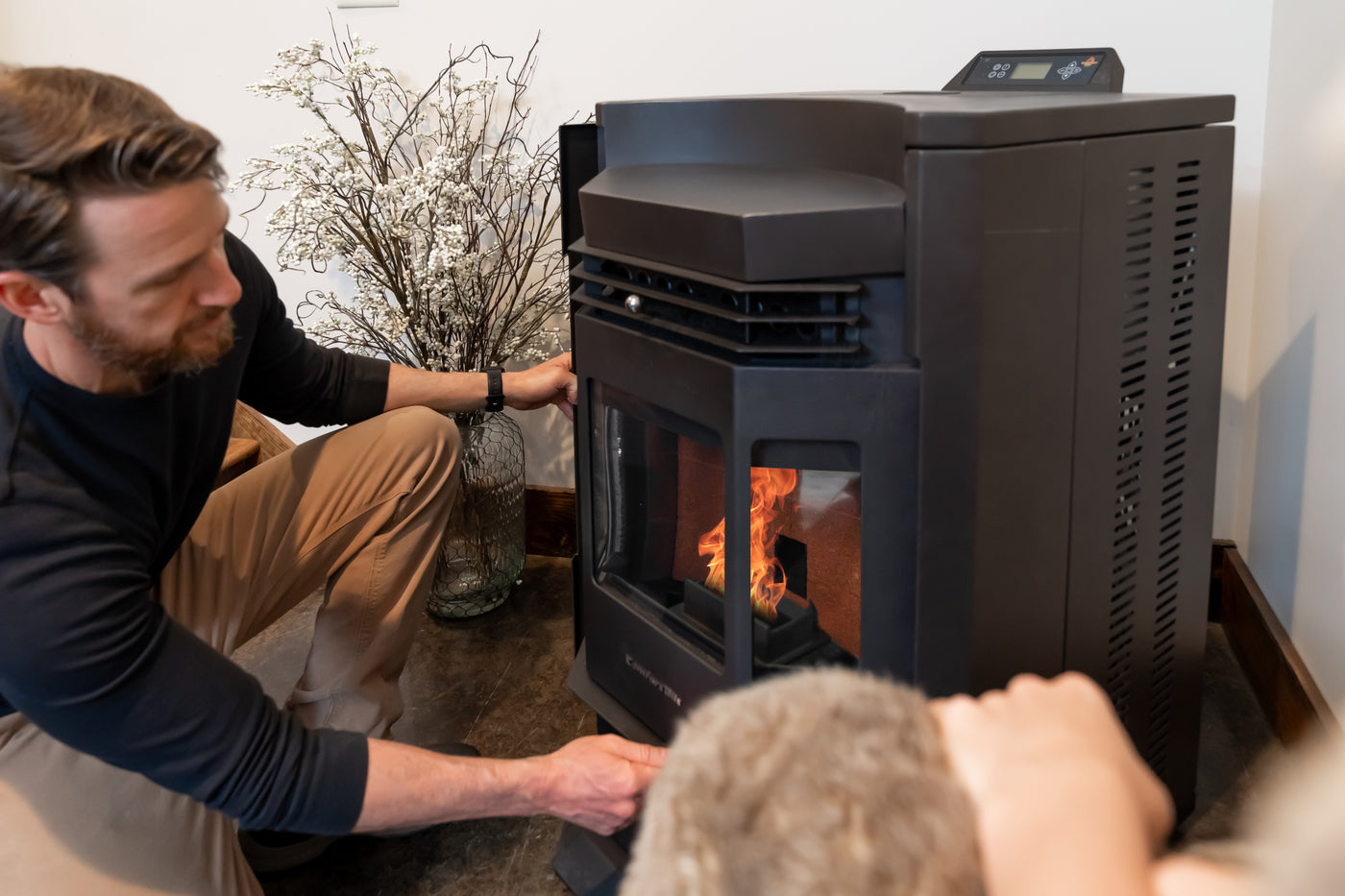 People Enjoying The Comfortbilt HP22N Pellet Stove